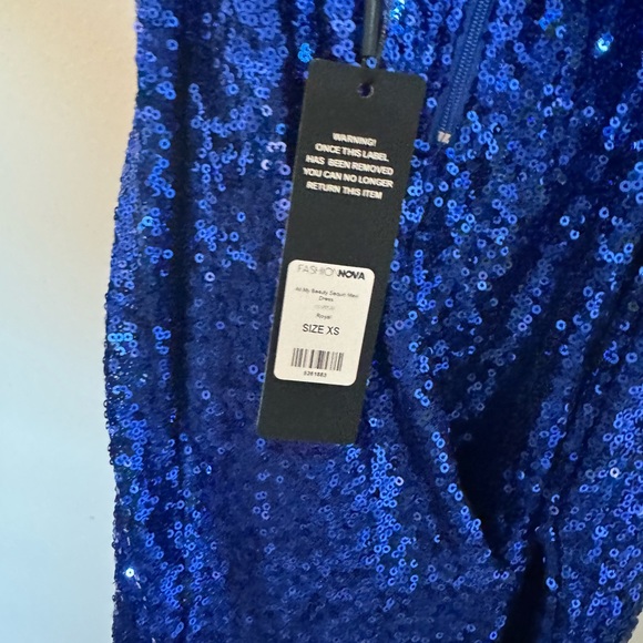 NEW Beautiful sparkly blue gown never worn tags are still on - Picture 3 of 5